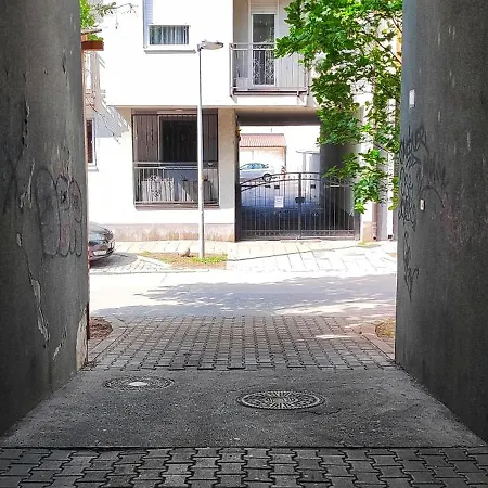 Nook Elite /free Parking On Site * Novi Sad